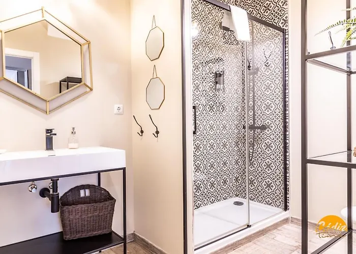 La Luz De By Time Cadix